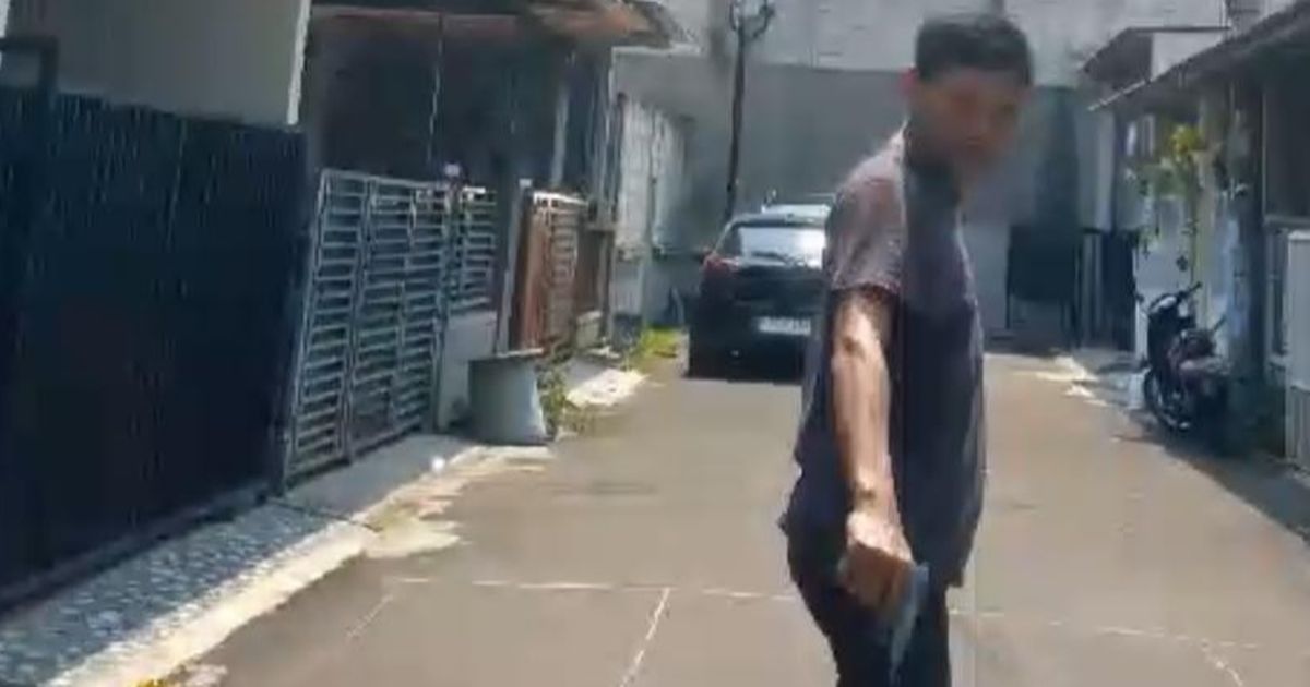 Viral Aksi Koboi Pegawai PN Depok, Todong Senjata ke Warga di Perumahan