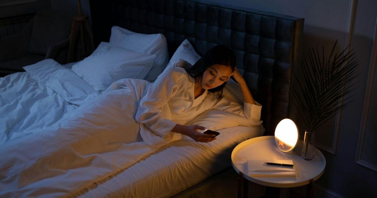 Penyebab Susah Tidur Malam selain Insomnia, Bisa Karena Gadget hingga Jadwal Kerja