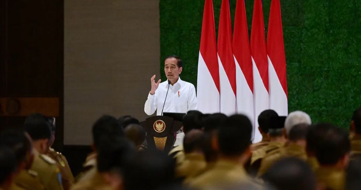 VIDEO: Jokowi Tegas Bahas Ancaman Kerugian, Tunjuk-Tunjuk Gubernur 