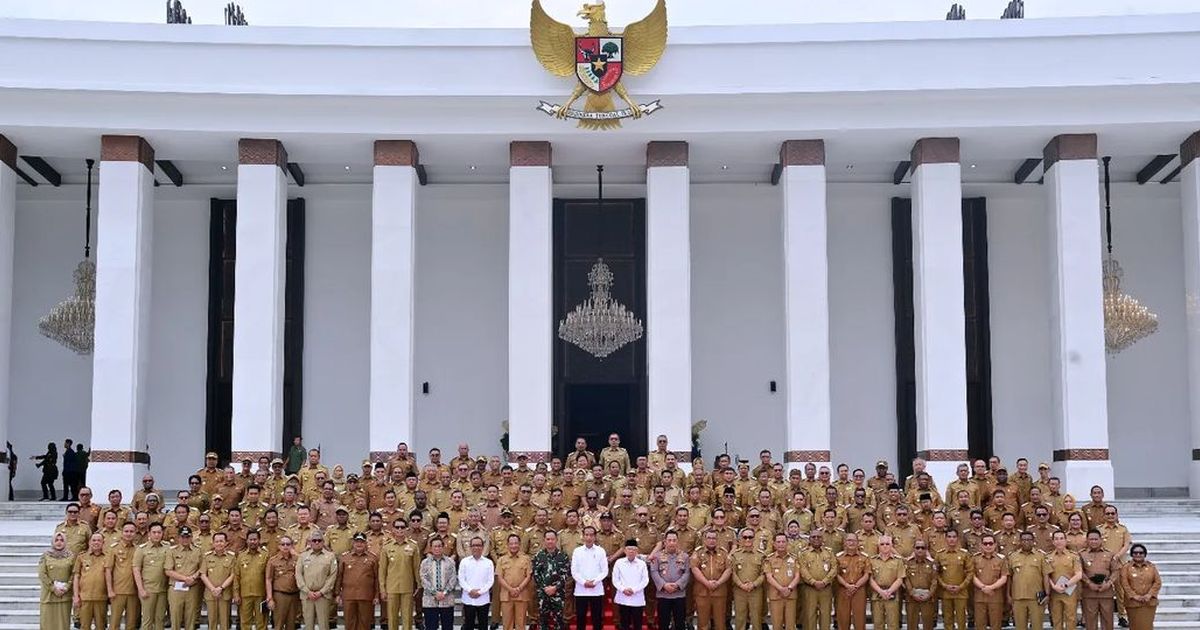 VIDEO: Presiden Jokowi Blak-blakan Depan Kepala Daerah di IKN, Singgung Cium Bau-Bau Penjajah