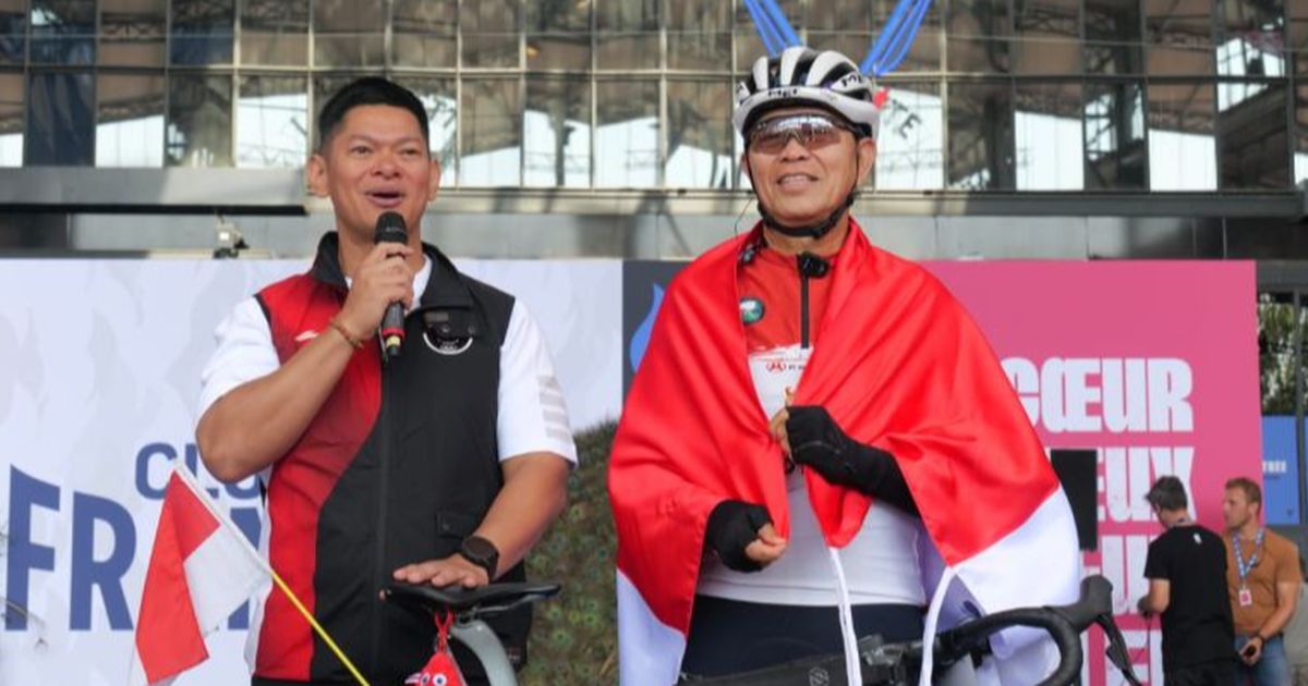 Perwira Tinggi Polisi Usia 61 Tahun Ini Gowes Jakarta-Paris Demi Dukung Indonesia di Olimpiade