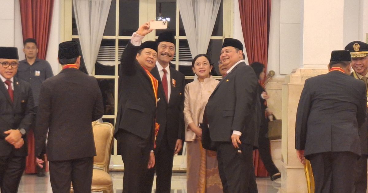 Momen Akrab Airlangga, Luhut dan Puan Selfie Bareng di Istana