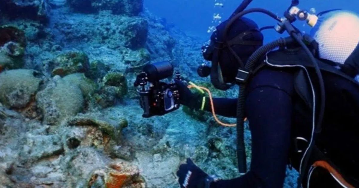 Patung Dewi Persembahan Berusia 3000 Tahun Ditemukan di Danau Vulkanik Italia, Ada Jejak Tangan Pembuatnya