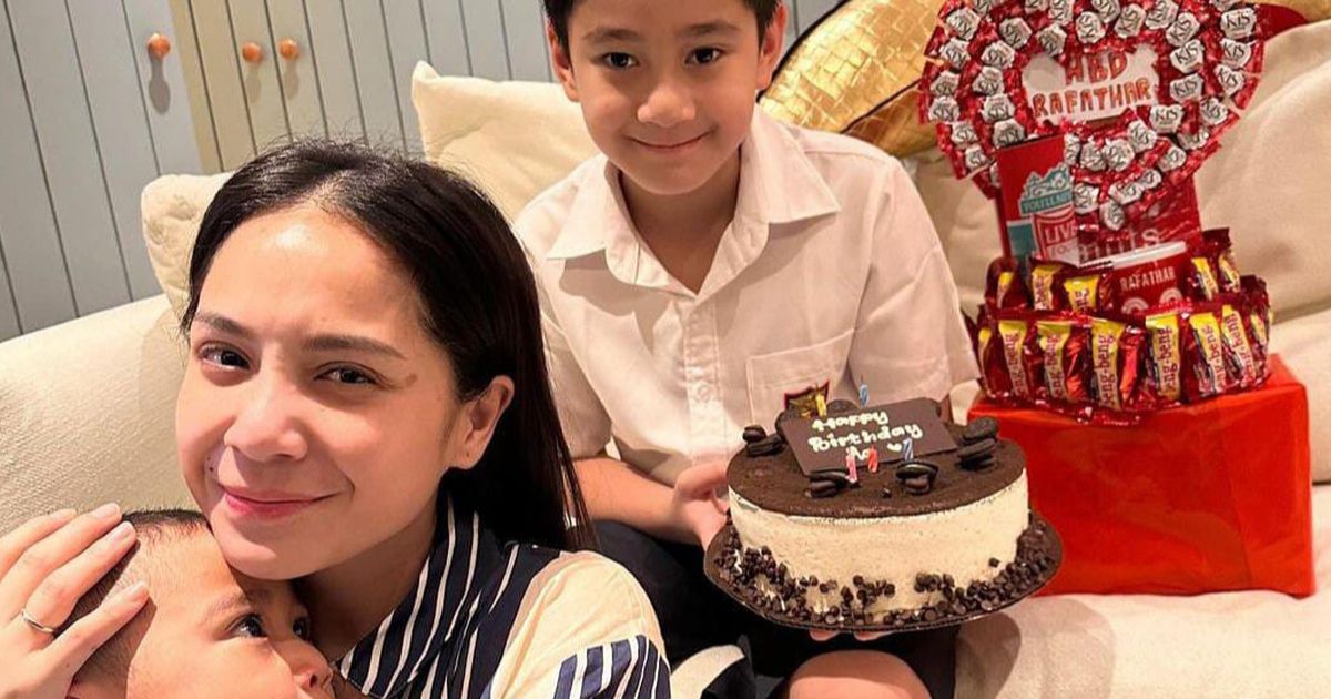 Potret Ultah Rafathar Anak Pertama Raffi Ahmad & Nagita Slavina, Tiup Lilin Sebelum Berangkat Sekolah