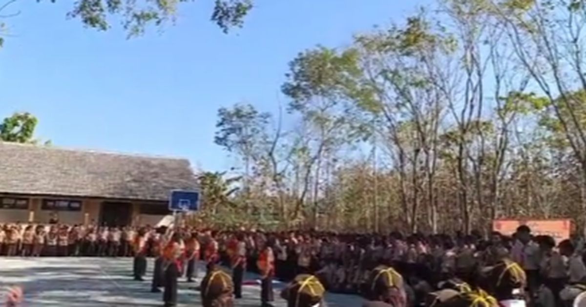 Viral Detik-Detik Siswa SMK di Wonogiri Tertimpa Pohon yang Tumbang saat Upacara Hari Pramuka, 6 Orang Dibawa ke Rumah Sakit