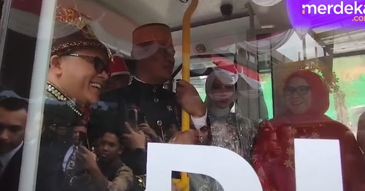 VIDEO: Tak Naik Alphard, Intip Keseruan Menteri Diangkut Bus Listrik Upacara di Istana Garuda IKN