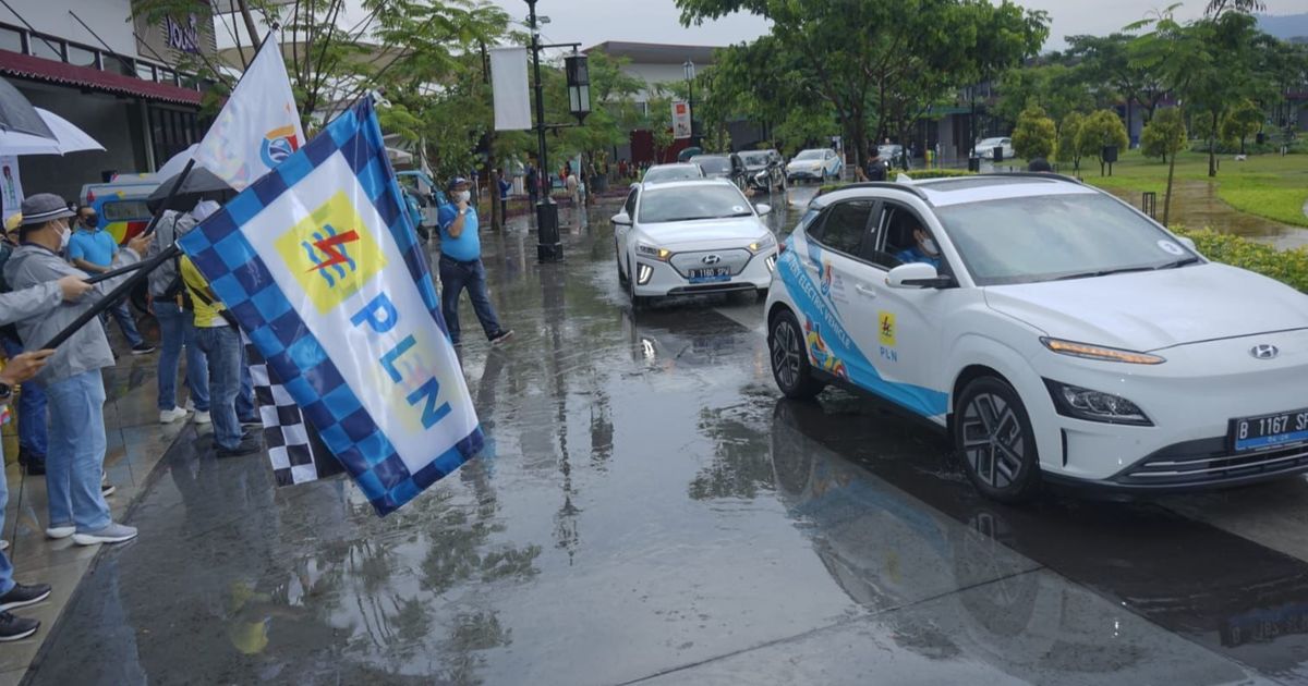 Dalam waktu tiga tahun, diperkirakan harga mobil listrik akan lebih rendah dibandingkan mobil konvensional.