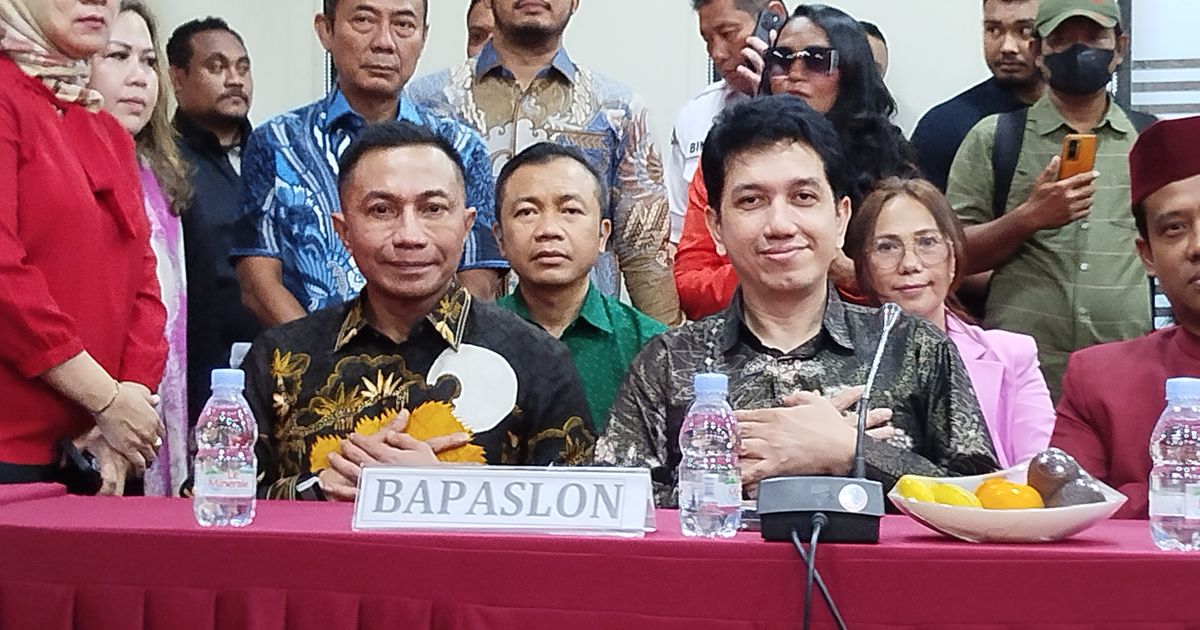 Jelang Penetapan, Dharma Pongrekun dan Kun Wardana Hadir di KPU DKI Jakarta