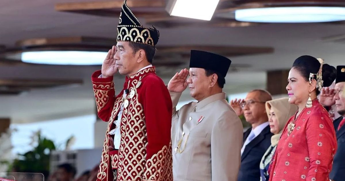 VIDEO: Penuh Makna Simbol Naga dan Kelabang di Baju Adat Banjar Dipakai Jokowi di IKN