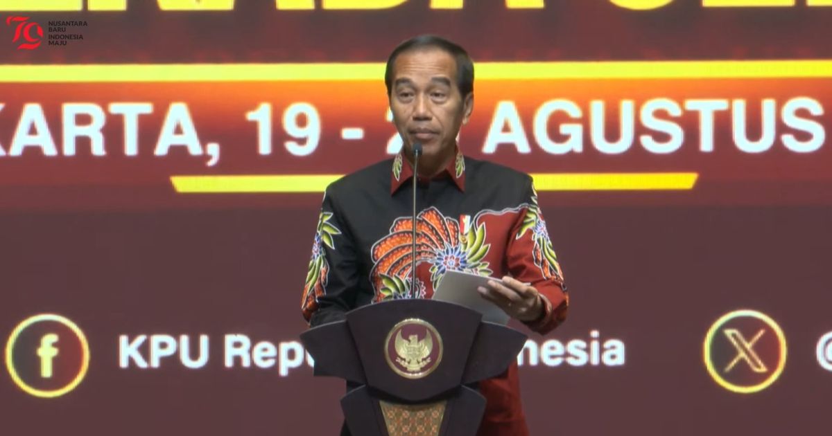 Jokowi Naikkan Insentif Petugas KPU: Saya Tahu Ini yang Ditunggu Kan