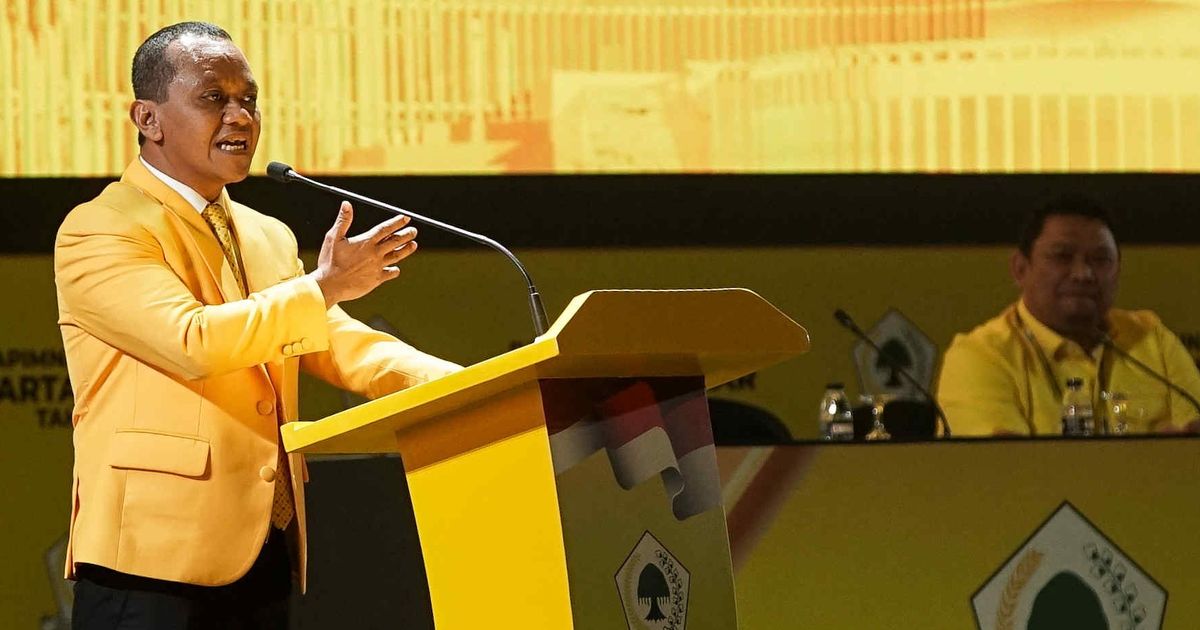 VIDEO: Jahil Bahlil Roasting Senior Golkar, Sindir Suara Kencang Kader Ada Maunya