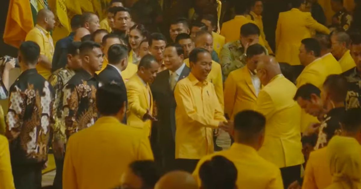 Jokowi Blak-blakan, Ternyata Ini Alasannya Pakai Baju Kuning di Munas Golkar