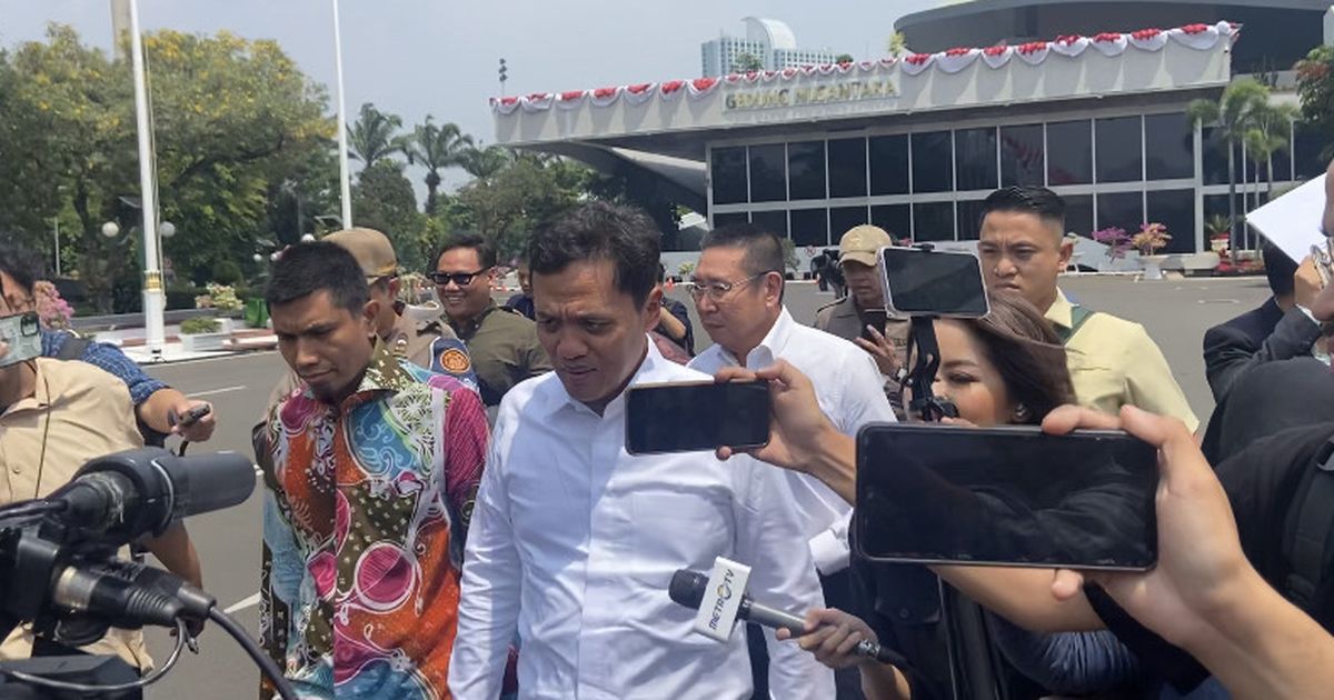 Anggota DPR Temui Pendemo: Tidak Ada Pengesahan RUU Pilkada