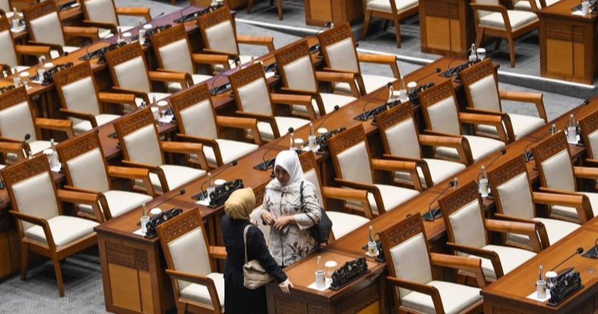 Ada Istri Anggota Dewan Larang Suami Datang ke Rapat Paripurna Pengesahan Revisi UU Pilkada