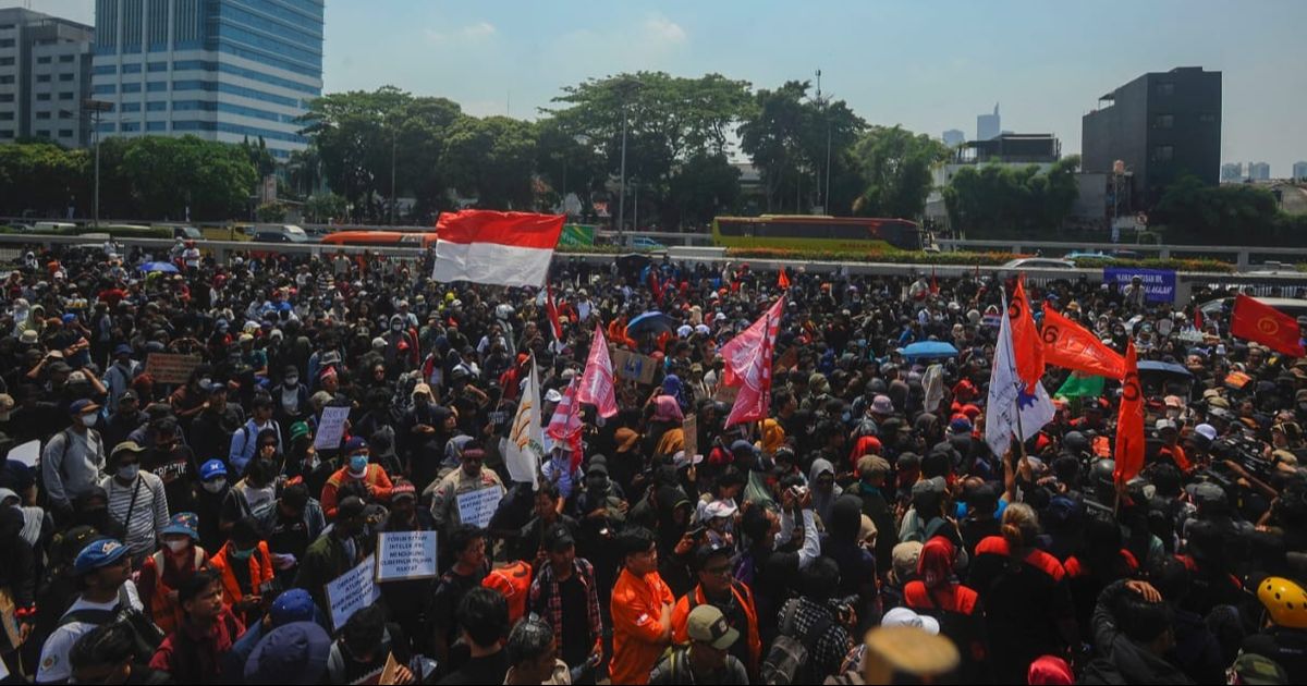 VIDEO: Suara Keras Komika Abdur Umpat Kasar DPR, Singgung Cari Kerja Tak Dibantu Bapak