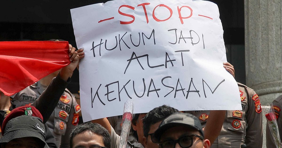 Ada Demo Kawal Putusan MK soal Pilkada, Nilai Tukar Rupiah Langsung Anjlok ke Level Rp15.600 per USD