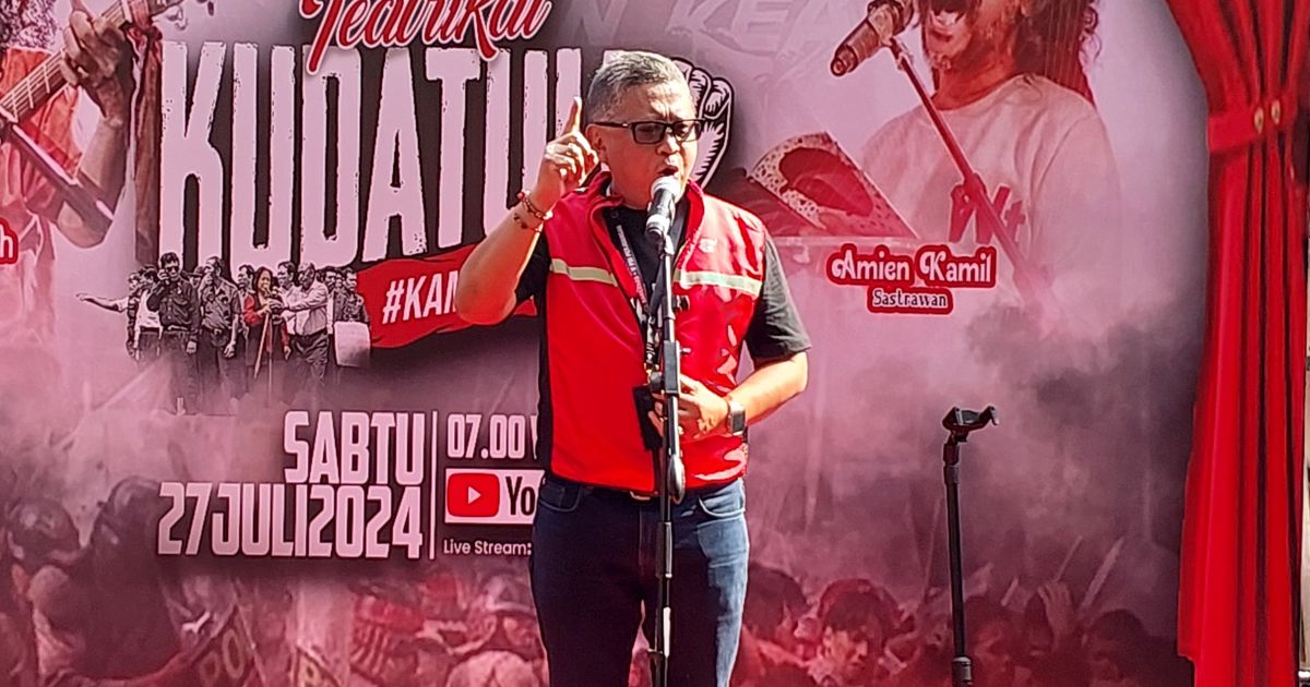 Bahlil Sebut Jokowi Nyaman di Bawah Pohon Beringin, Hasto: PDIP Wajah Rakyat, Bukan Keluarga