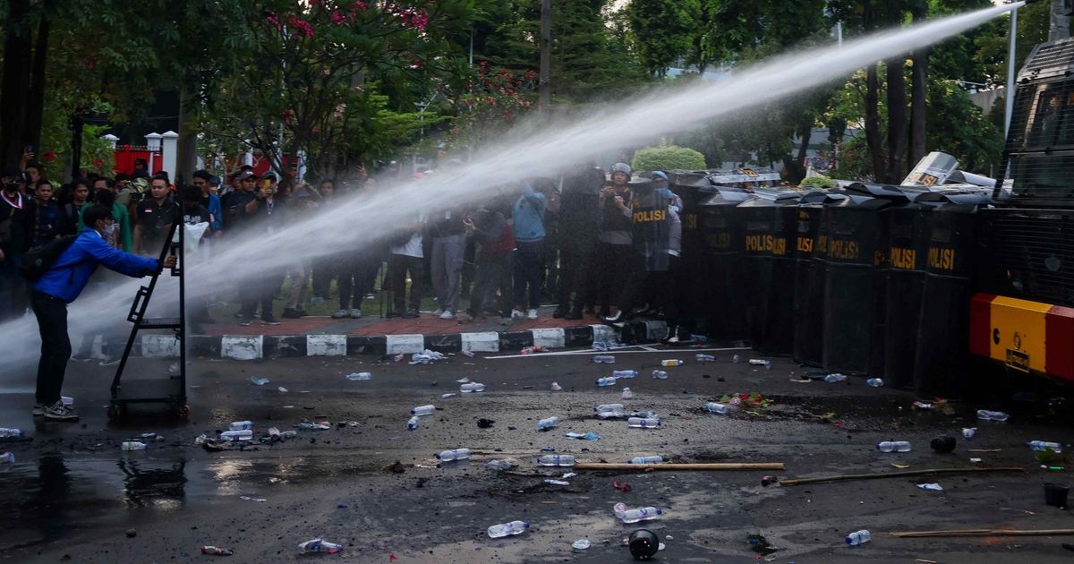 Jurnalis di Bandung Diduga Dianiaya saat Liput Aksi Menolak Revisi UU Pilkada