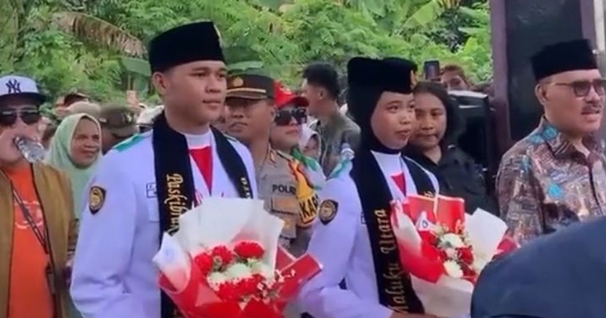 Viral, Ini Momen Penyambutan Fifandra Ardiansyah & Aprillya Putri Paskibraka Nasional Asal Halmahera Barat