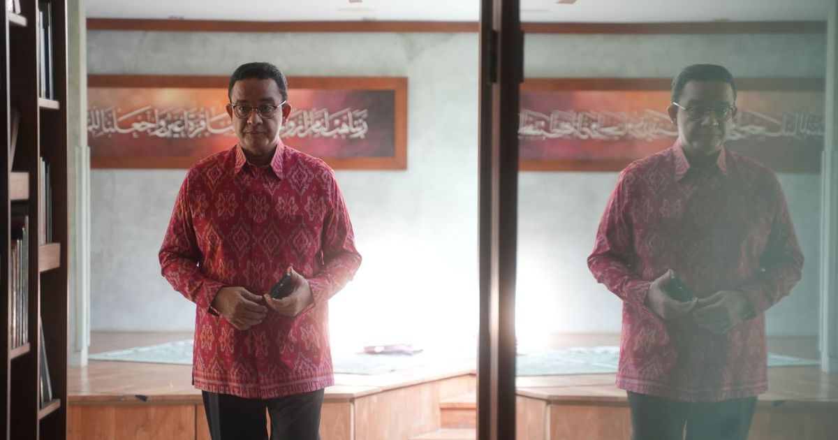 Baju Merah dan Arti Kaligrafi di Balik Foto Anies Baswedan Jelang Dicalonkan Cagub DKI Jakarta