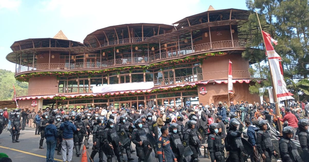 Pedagang Lain Protes, Pemkab Bogor Jelaskan Alasan Restoran Ini Tak Dibongkar dari Jalur Puncak