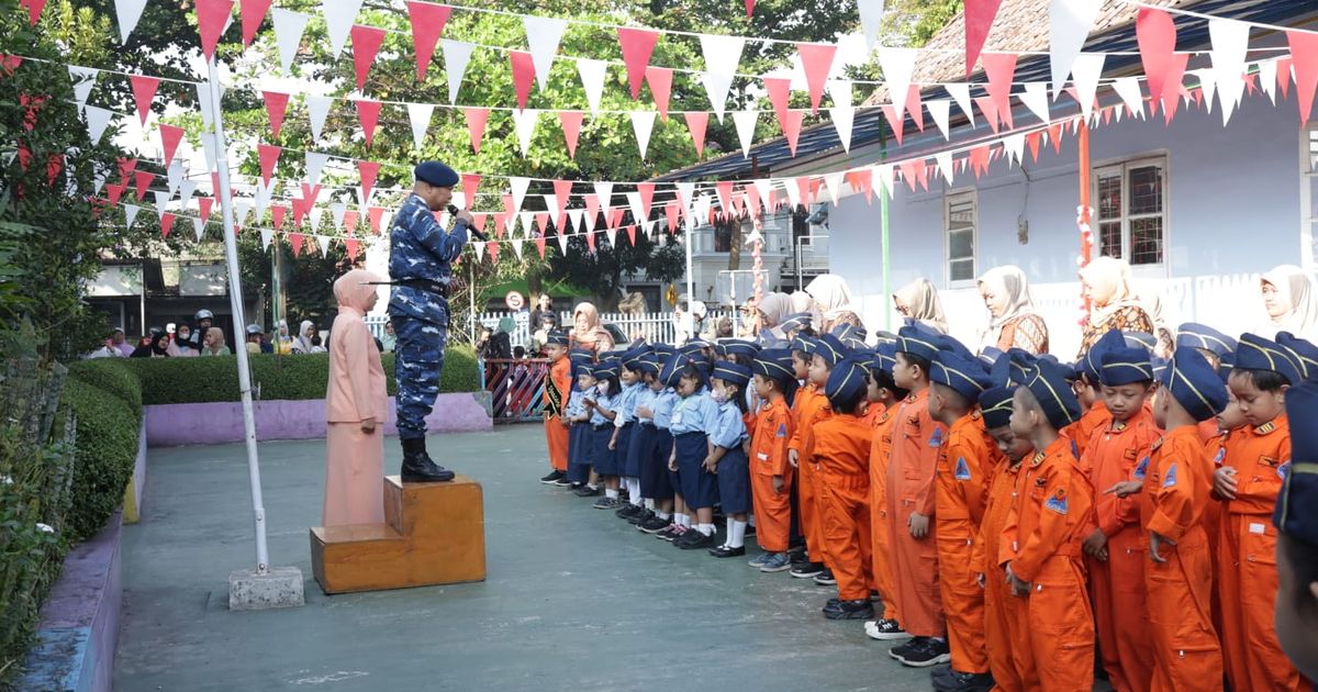 Danlanud Husein Sastranegara Pimpin Upacara Bendera, Tanamkan Nilai Kebangsaan Sedari Dini