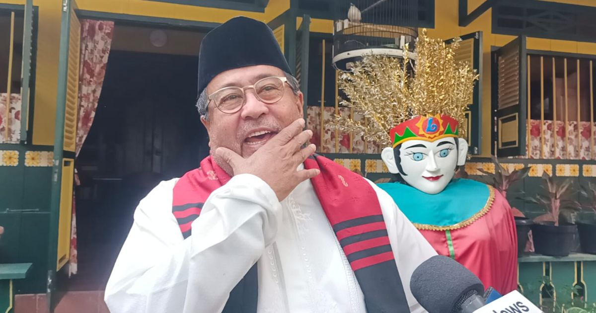 Sarat Budaya Betawi, Rano Karno Boyong Oplet, Tanjidor & Ondel-Ondel Daftar ke KPU DKI