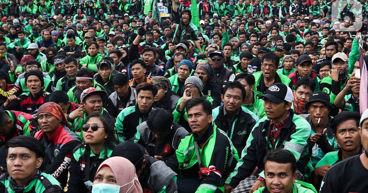 Tak Semua Ojol Ikut Demo dan Tetap Ambil Orderan, Ini Alasan di Baliknya