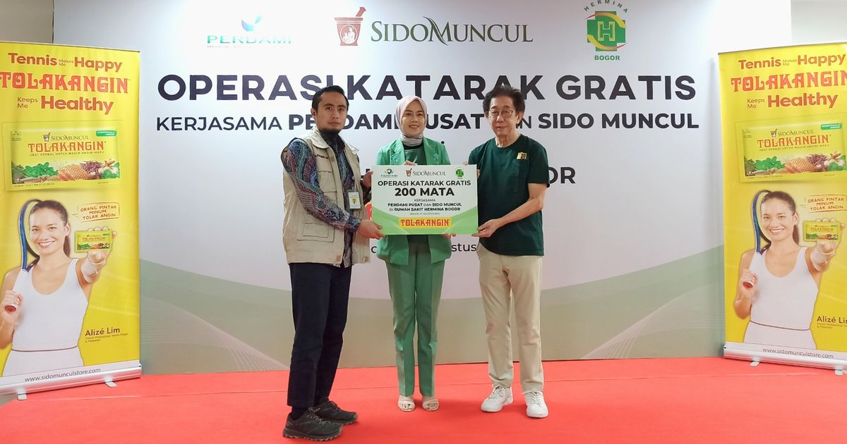 Sido Muncul Berikan Operasi Gratis untuk 200 Penderita Katarak di Bogor