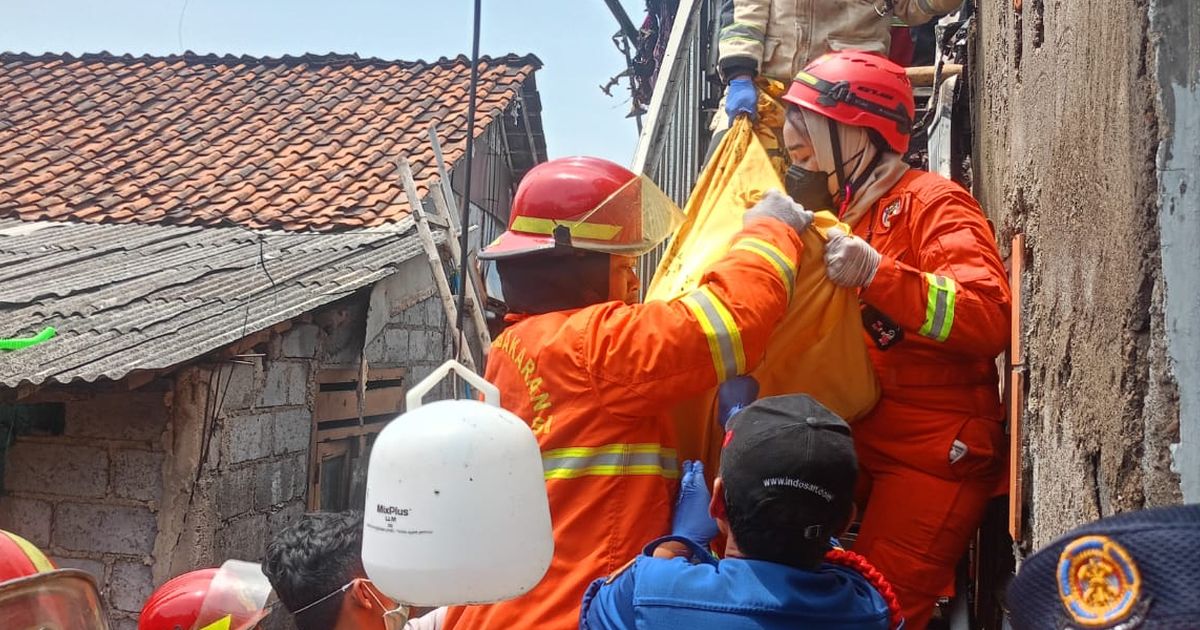 Rumah Terbakar di Bekasi, Wanita Hamil 8 Bulan dan Adik Laki-Laki Tewas