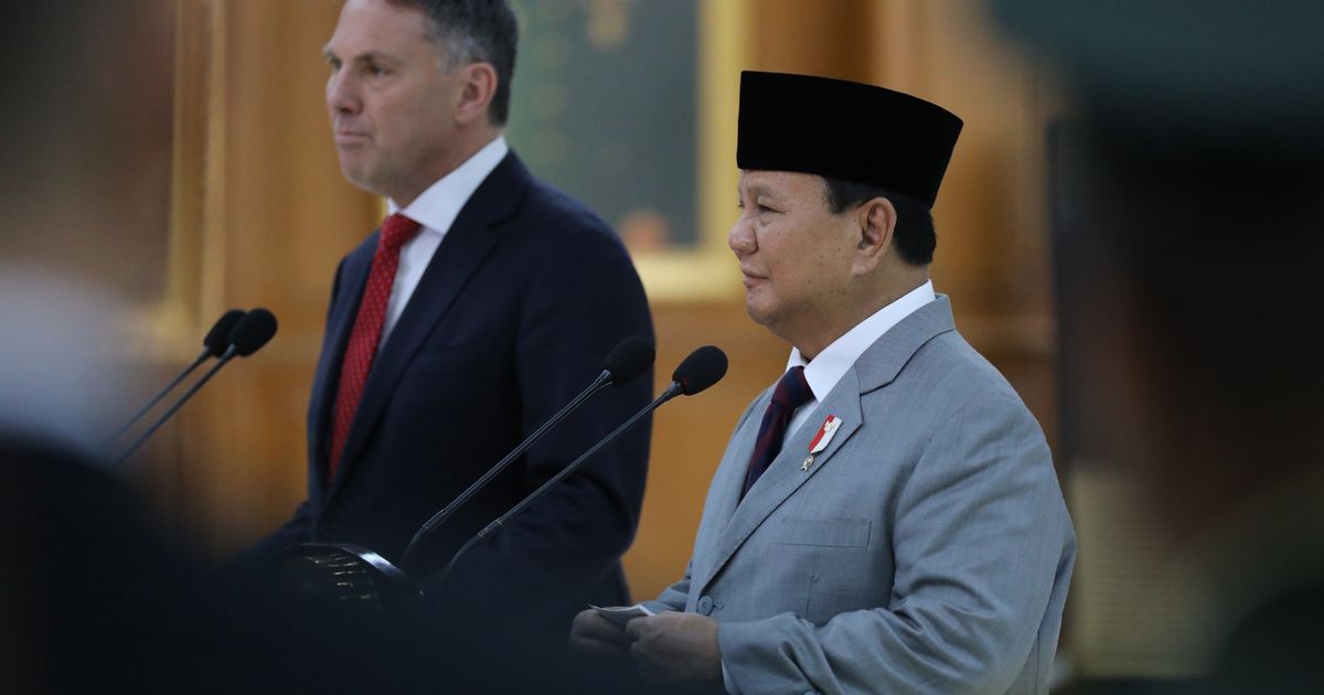 VIDEO: Isi Hadiah Kotak Besar Prabowo Kejutkan Wakil PM Australia di Markas Akmil