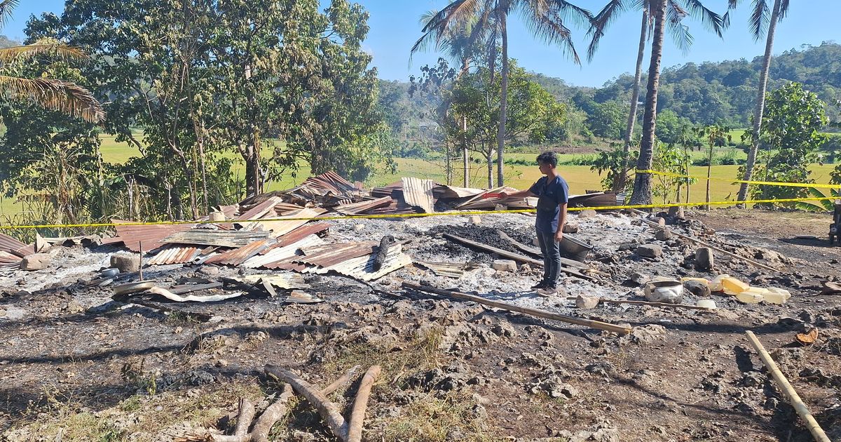 Rumah Panggung di Sumba Tengah Terbakar, Dua Bocah Kakak-Adik Tewas