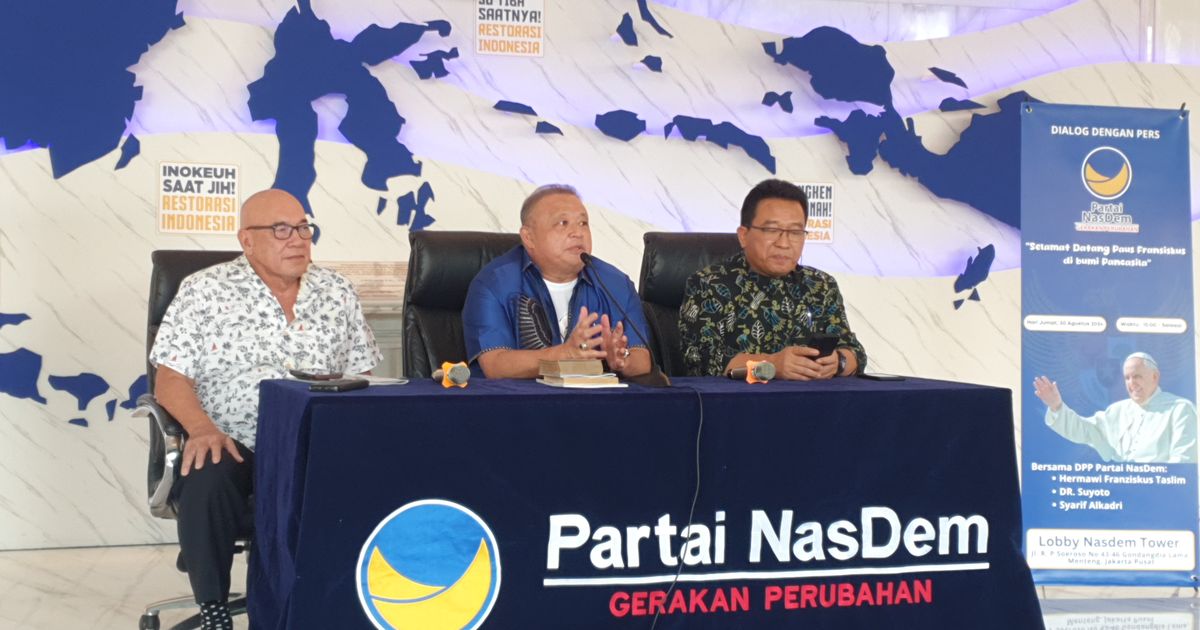 Cerita Sekjen NasDem Hermawi soal Paus Fransiskus Tertarik dengan Ideologi Pancasila