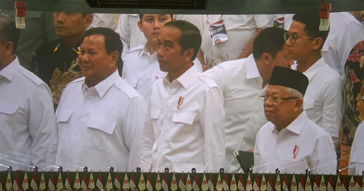 Sekjen Gerindra Puji Jokowi: Saya Bangga Pak Presiden Datang dengan Baju Warna Putih