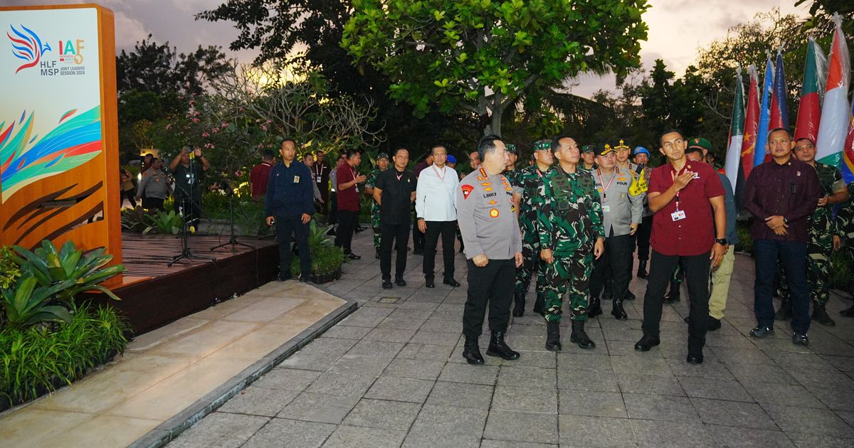 Kapolri Tinjau Pengamanan KTT IAF di Bali