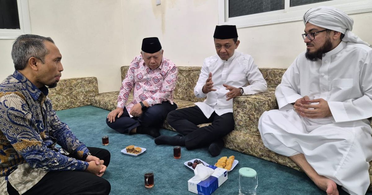 Bahlil Bertemu Sheikh Sayyid Ahmad di Madinah, Didoakan Diberi Kekuatan dan Dijauhkan dari Fitnah