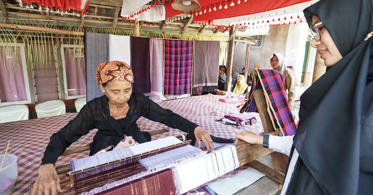 Mengenal Siami, Perajin Tenun Tradisional asal Banyuwangi