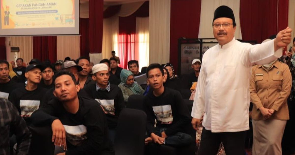 Presiden Jokowi Lantik Gus Ipul jadi Mensos Gantikan Risma Hari Ini