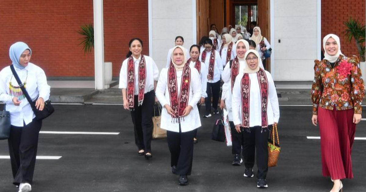 Iriana dan Rombongan Ibu-Ibu Bertolak ke Kaltim, Cek Kerajinan Tangan hingga Nginap di IKN