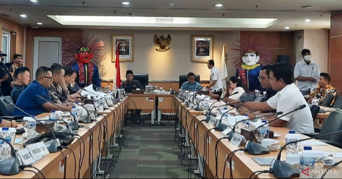 Ramai Anggota Dewan Gadai SK, Ketua DPRD DKI: Warga Negara kan Boleh Pinjam Uang ke Bank