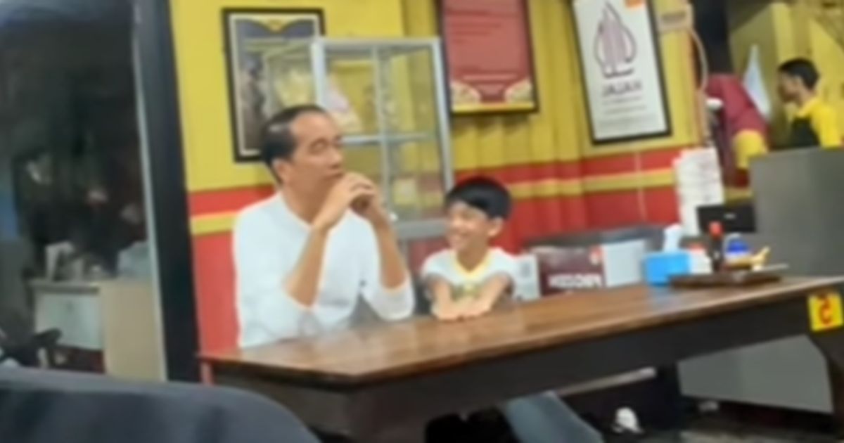 Gara-Gara Bikin Video Begini di Depan Jokowi, Sejoli ini Tiba-Tiba Dikirimi Surat oleh Istana