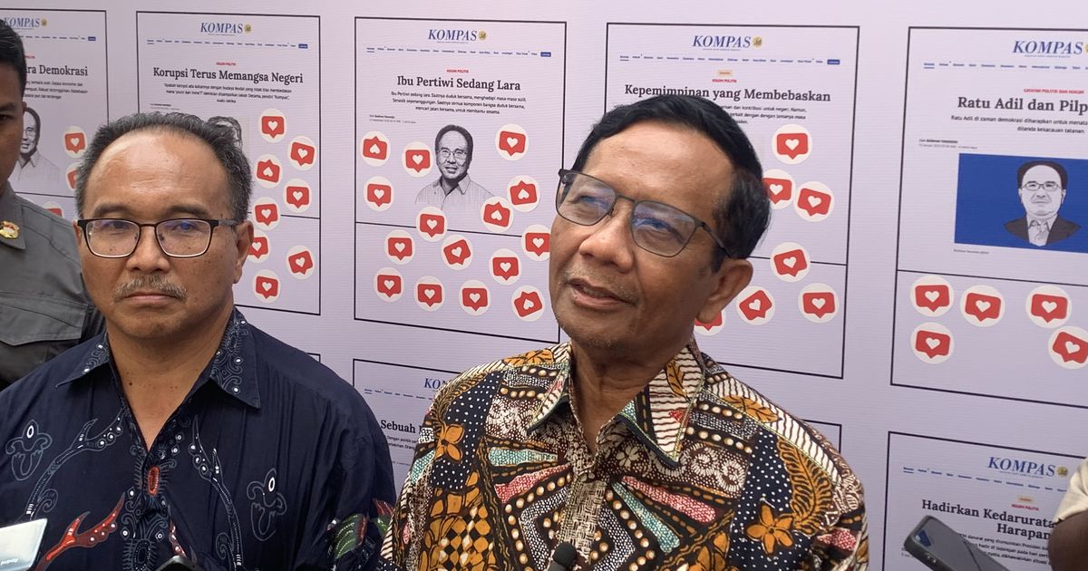 VIDEO: Bandingkan dengan Mega & SBY, Mahfud Gregetan Kritik Jokowi 