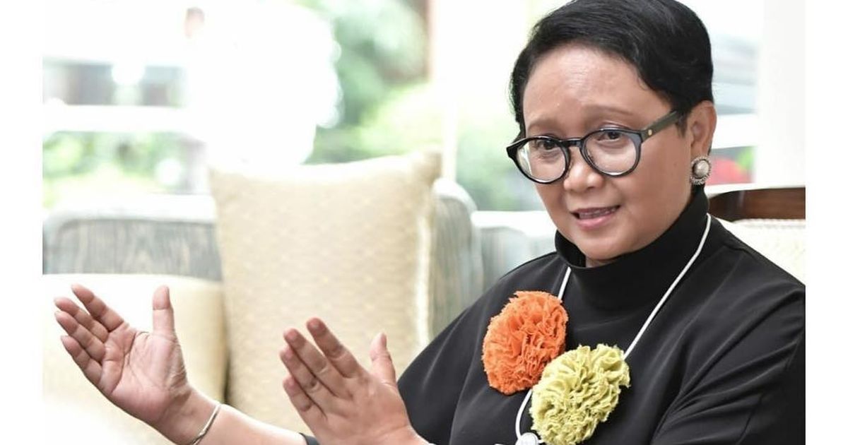 VIDEO: Menlu Retno Nunduk Pamitan di Rapat Terakhir, Beri Pesan Tegas Menyentuh Soal Palestina ke DPR