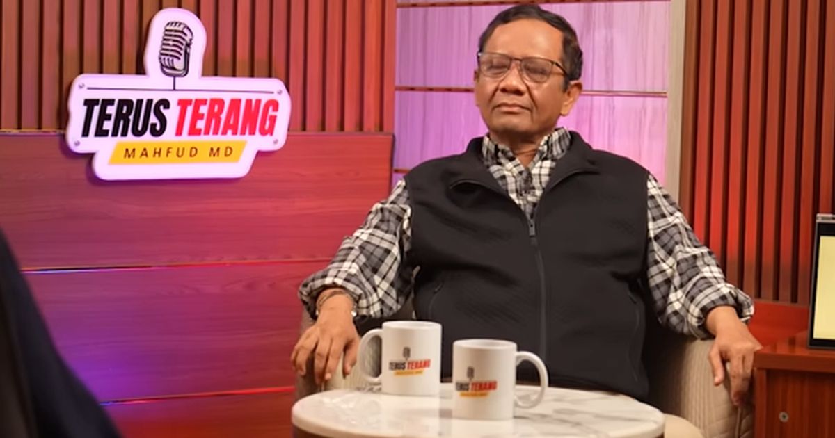 VIDEO: Keras! Mahfud Blak-blakan Singgung Kroni-Kroni Presiden Jokowi 