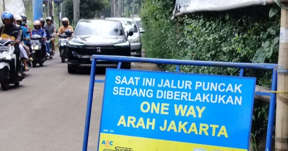 Jalan Menuju Puncak Bogor Kembali Dibuka Setelah Ditutup 8 Jam Lebih