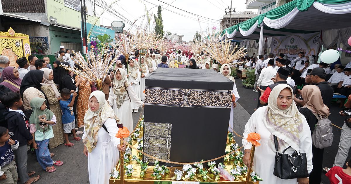 Endhog-endhogan, Tradisi Warga Banyuwangi Peringati Maulid Nabi