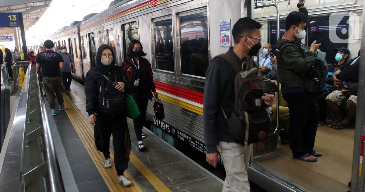 Perhatian, Jalur Naik Turun Penumpang KRL Stasiun Rangkasbitung Ultime Dialihkan, Ini Alurnya