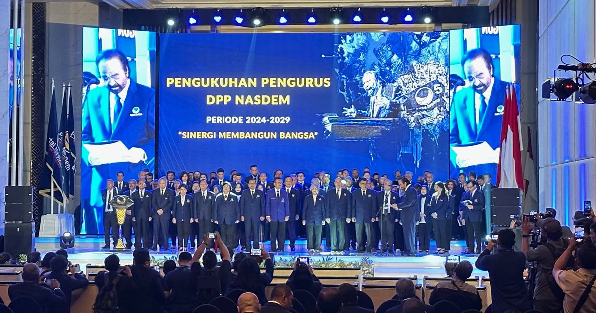 Surya Paloh Lantik Pengurus DPP NasDem 2024-2029, Hermawi Taslim Sekjen & Sahroni Bendum