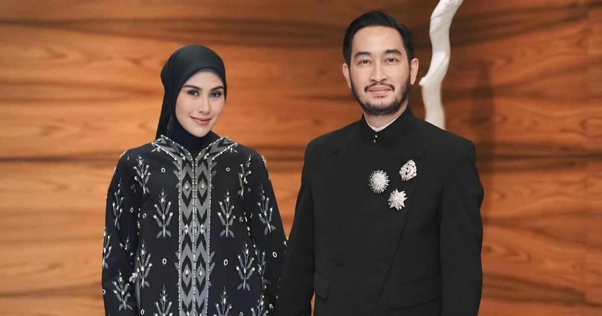 6 Selebriti Mendampingi Suami dalam Pilkada 2024, Memberikan Dukungan Penuh