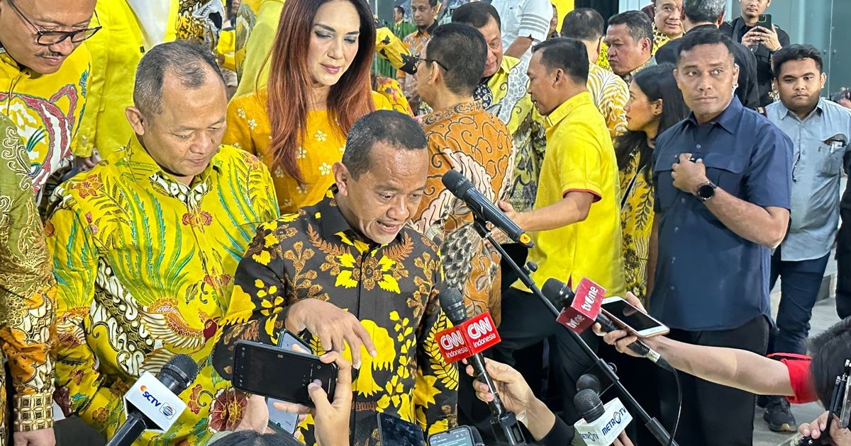 Bahlil soal Keluarga Jokowi Masuk Golkar: Mas Gibran Partainya Apa?